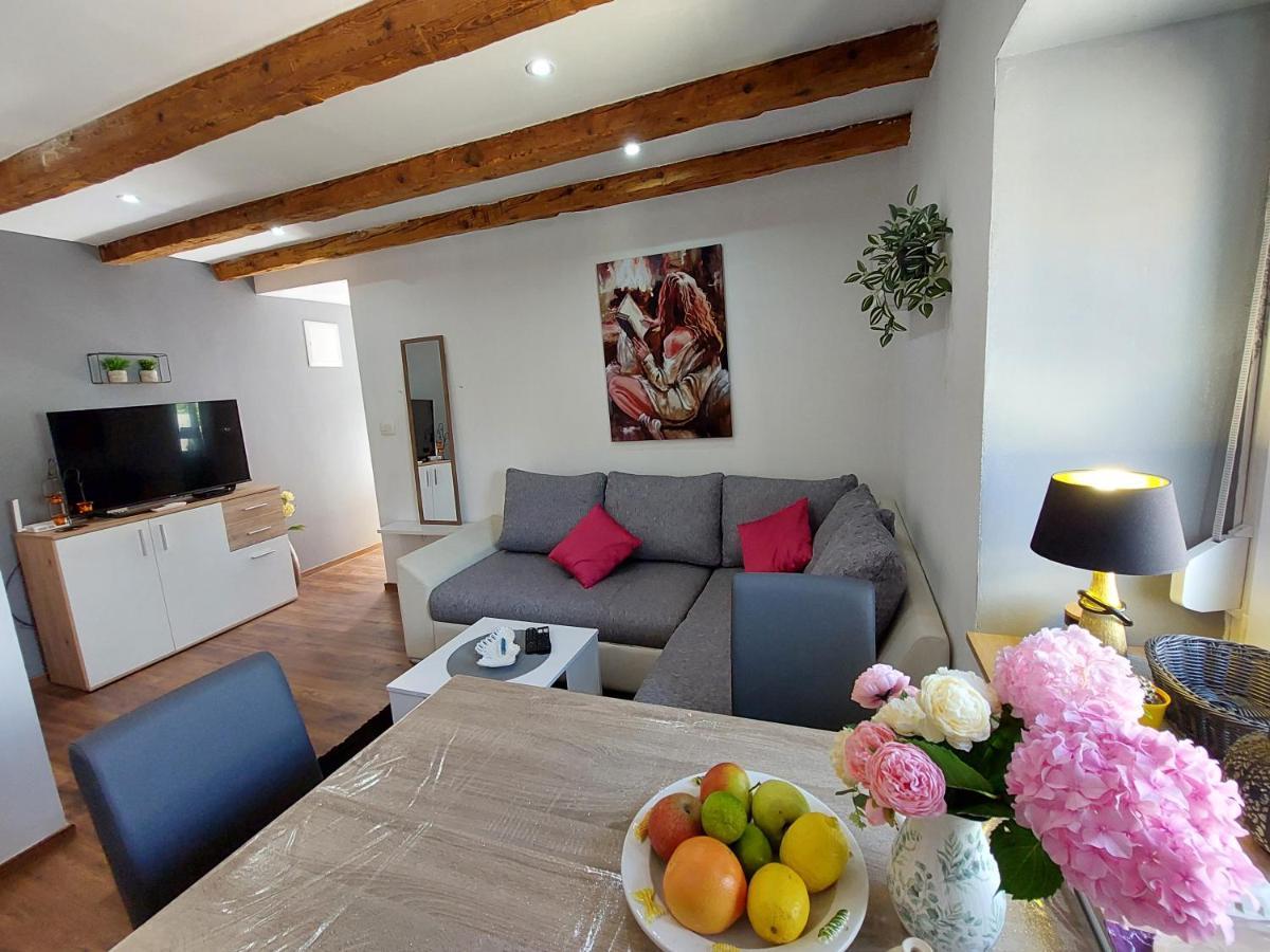 Mexicana Apartment Pink Ζαντάρ Εξωτερικό φωτογραφία
